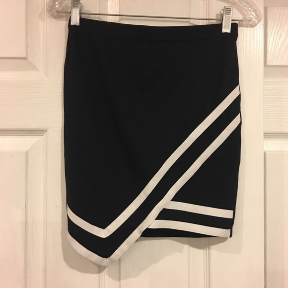 Forever 21 Dresses & Skirts - 3/$15 Forever 21 skirt SIZE SMALL